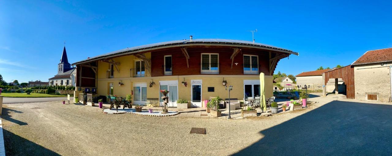 Chambres D'Hotes Aux Portes Des Tumuli Bussy-le-Château Exteriör bild
